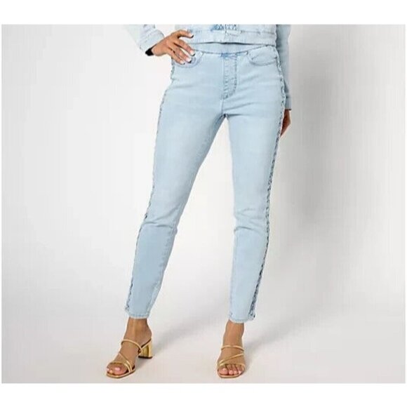 Isaac Mizrahi Live Regular True Denim Slim Leg Jeans Braid Vintage Light,Plus 18 - Picture 1 of 1